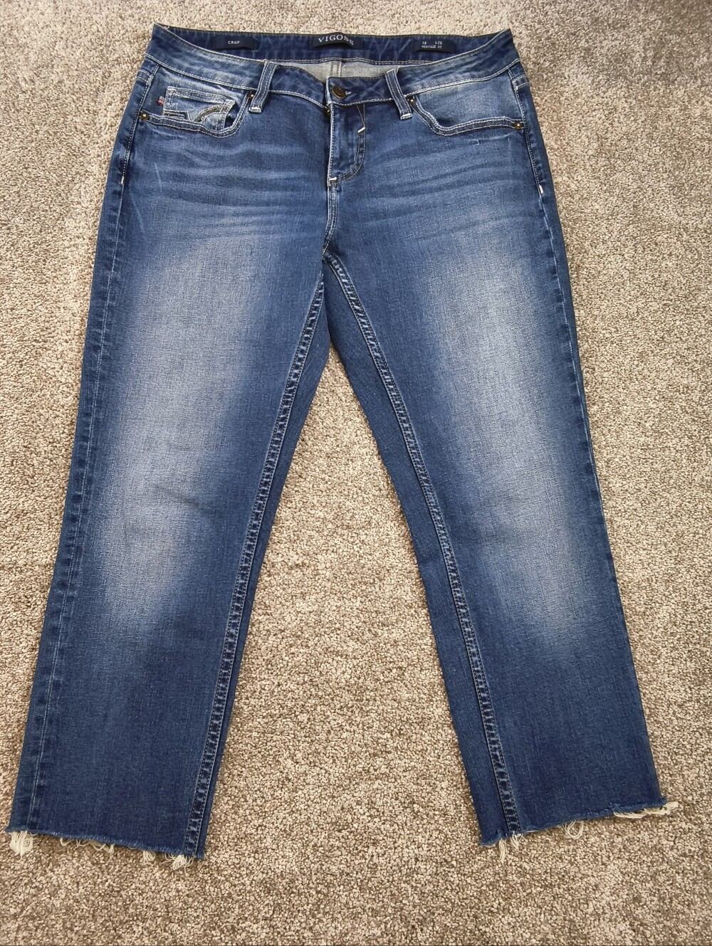 Vigoss Women's Blue Denim Heritage Fit Crop Jeans Size 8 Inseam 25"